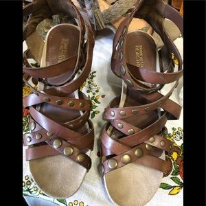 Kenneth Cole Reaction leather upper sandals